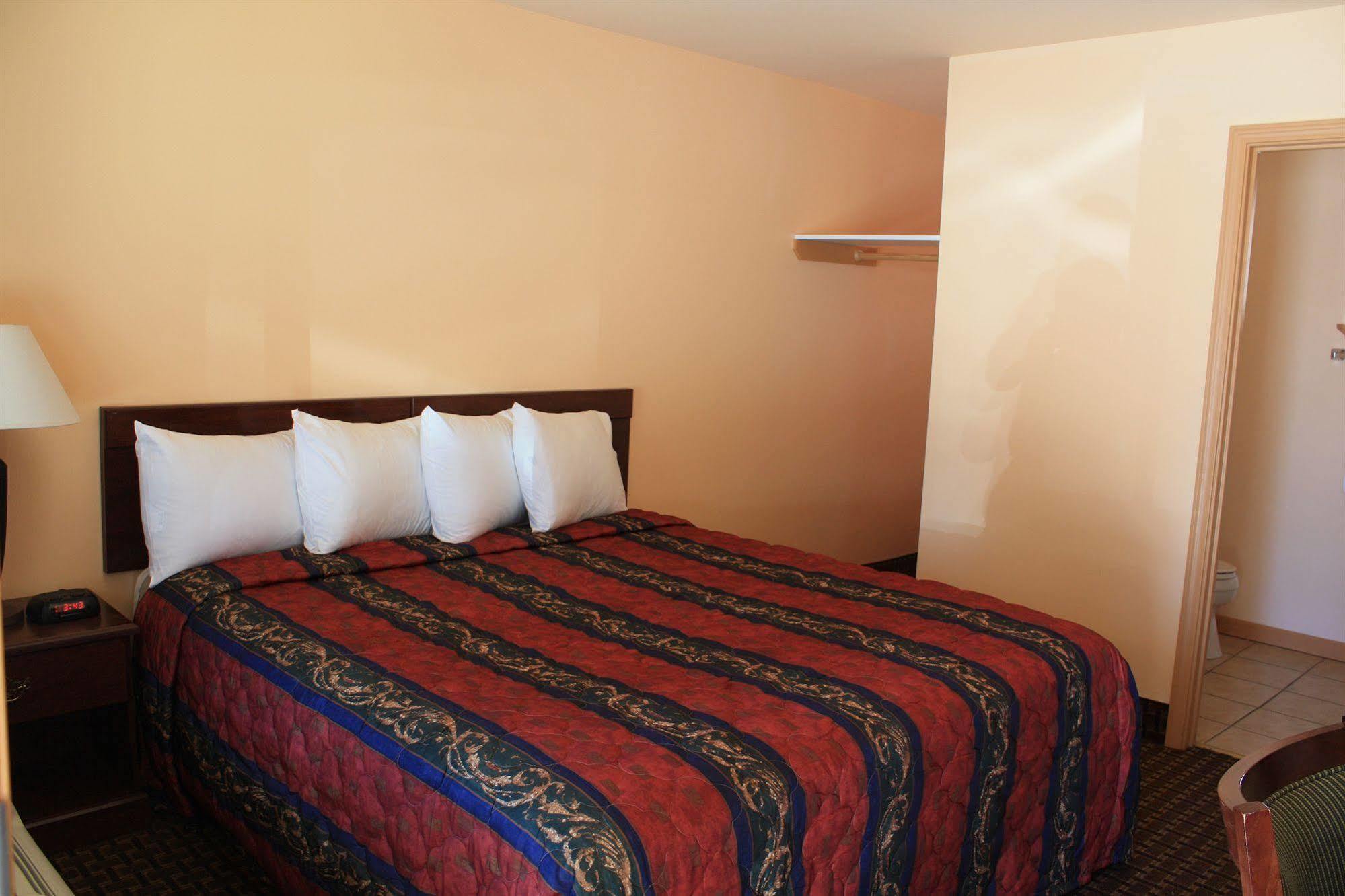 Gold Trail Motor Lodge Пласервилл Экстерьер фото