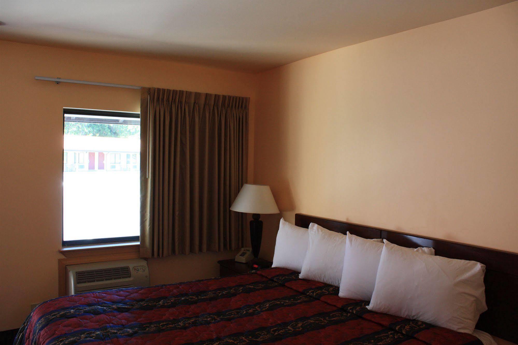 Gold Trail Motor Lodge Пласервилл Экстерьер фото